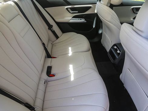 New 2026 Mercedes-Benz E 350 4MATIC Sedan image 16