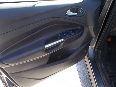 Used 2018 Ford Escape SE AWD/4WD image 18