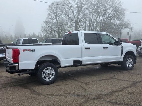 New 2026 Ford F350 XLT w/ FX4 Off-Road Package image 25