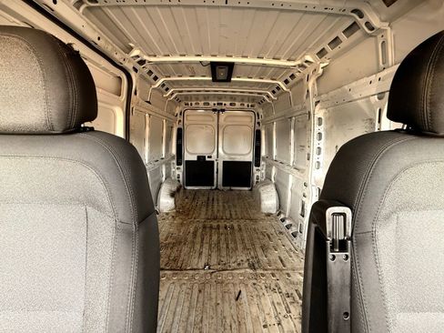 Used 2024 RAM ProMaster 2500 w/ Convenience Group FWD image 27