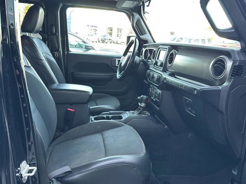 Used 2020 Jeep Wrangler Unlimited Sport image 10