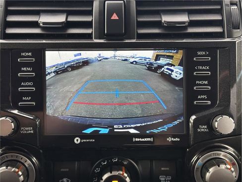 Used 2024 Toyota 4Runner TRD Off-Road image 25