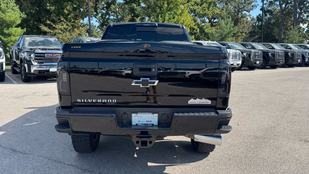 Used 2018 Chevrolet Silverado 2500 High Country w/ Duramax Plus Package AWD/4WD image 3