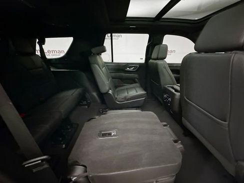 Used 2022 Chevrolet Tahoe RST w/ Sport Performance Package image 32