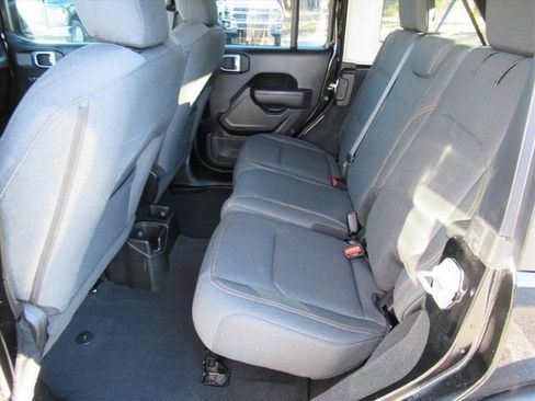 Certified 2024 Jeep Wrangler Sport S image 29