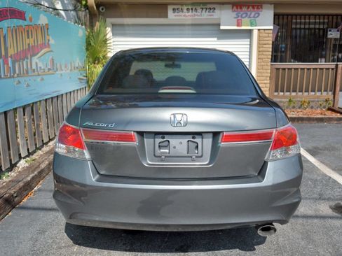 Used 2012 Honda Accord LX image 31