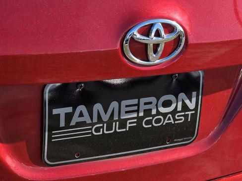 Used 2017 Toyota Corolla LE image 23