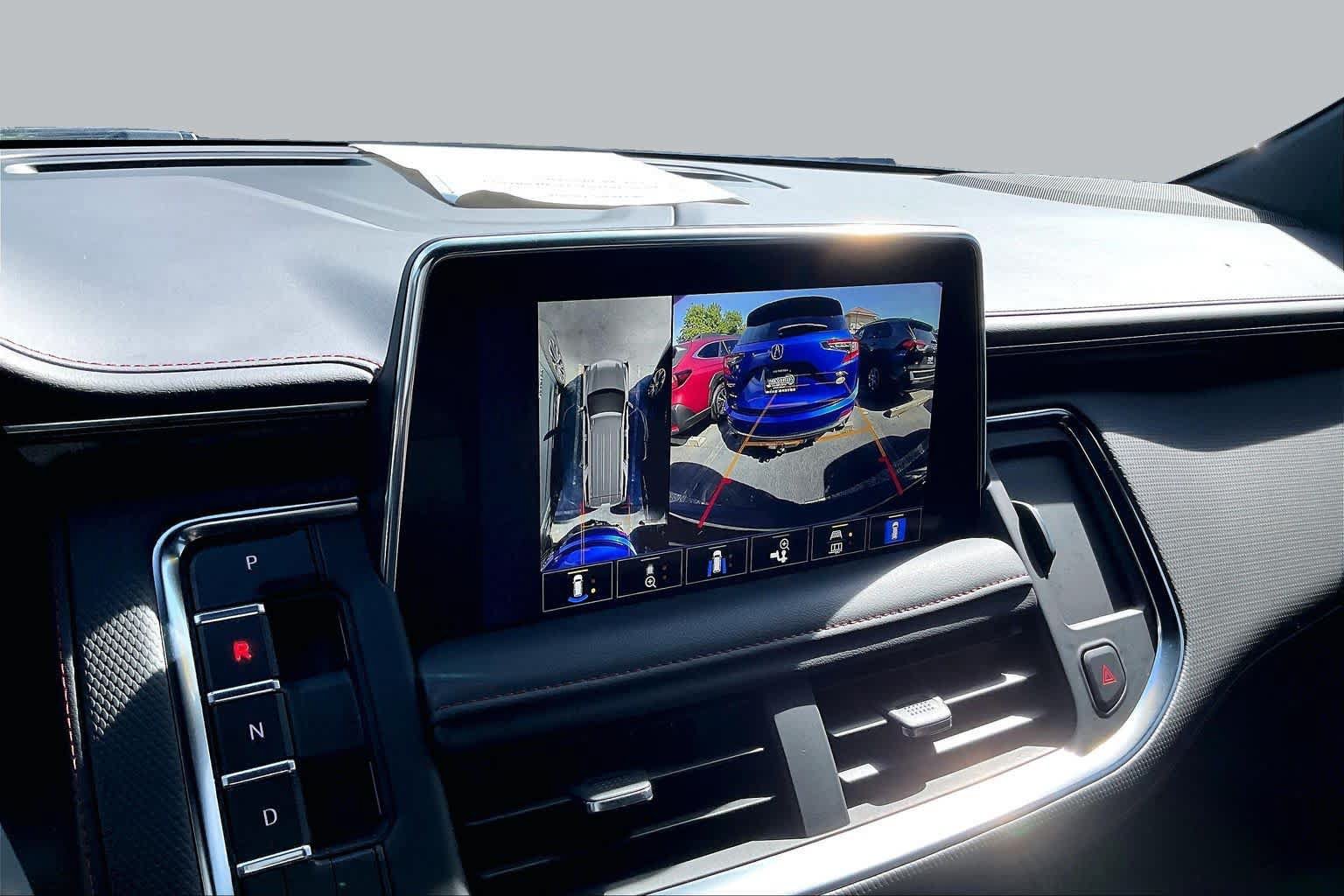 Used 2023 Chevrolet Tahoe RST w/ Luxury Package AWD/4WD image 21