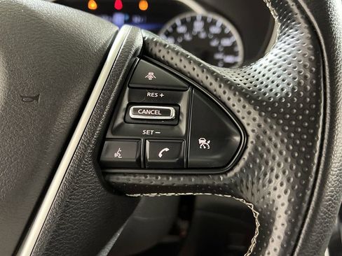 Used 2023 Nissan Maxima SV w/ Floor Mat Group image 28