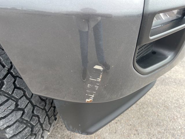 Used 2021 Ford F350 Limited AWD/4WD image 4