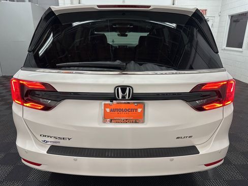 Used 2022 Honda Odyssey Elite image 8