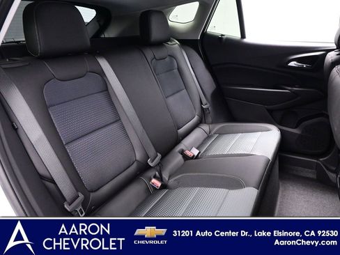 New 2026 Chevrolet Trax LT image 12