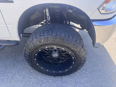 Used 2014 RAM 2500 Tradesman w/ Chrome Appearance Group image 23