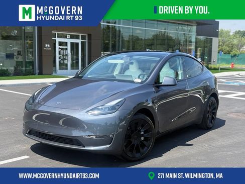 Used 2023 Tesla Model Y Long Range AWD/4WD image 1
