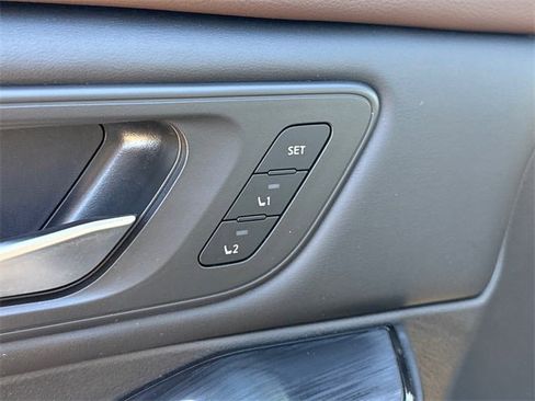 Certified 2023 Nissan Rogue SL w/ SL Premium Package image 22