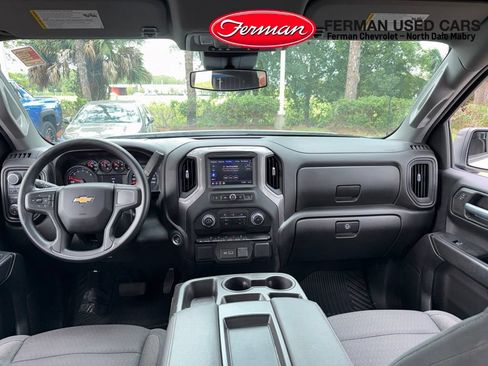 Used 2022 Chevrolet Silverado 1500 Custom AWD/4WD image 5
