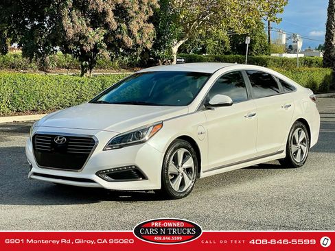 Used 2017 Hyundai Sonata Limited image 29