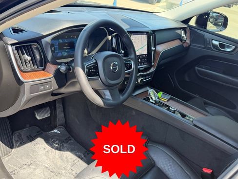 Used 2024 Volvo XC60 T8 Ultimate w/ Protection Package Premier AWD/4WD image 17