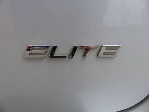 Used 2024 Honda Odyssey Elite image 16