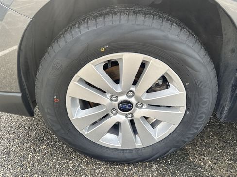 Used 2018 Subaru Outback 2.5i AWD/4WD image 13