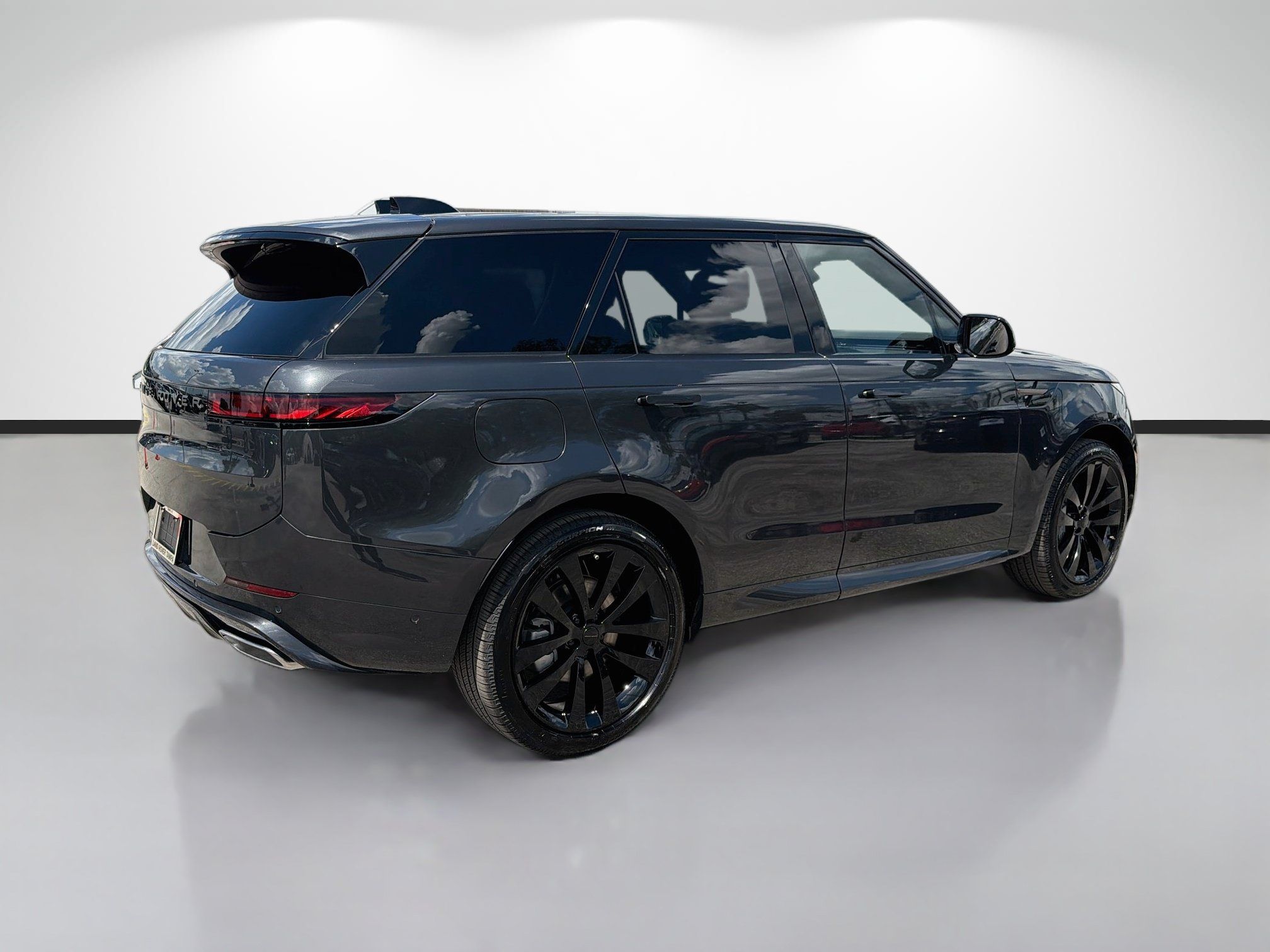 New 2026 Land Rover Range Rover Sport Dynamic SE AWD/4WD image 5