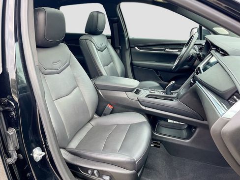 Used 2021 Cadillac XT5 Premium Luxury AWD/4WD image 36