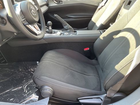 New 2025 MAZDA MX-5 Miata Club image 10