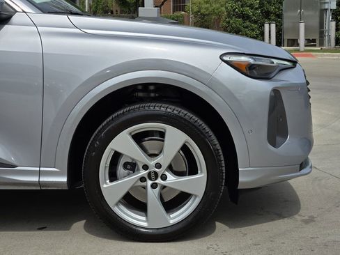 Certified 2025 Audi Q5 Premium Plus w/ Premium Plus image 13