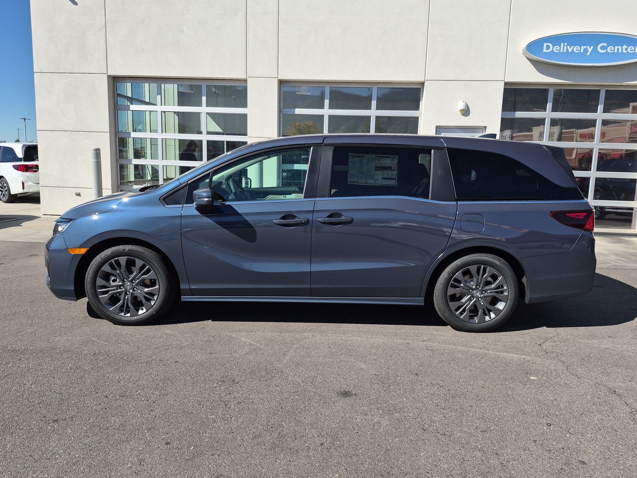 New 2027 Honda Odyssey Touring image 8