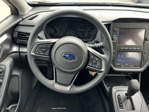 Used 2025 Subaru Impreza 2.0i image 12