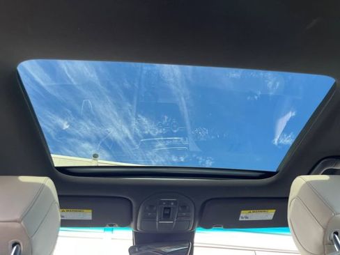 Used 2023 Genesis G70 2.0T w/ Sport Prestige Package image 18