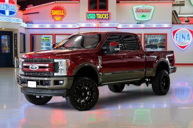 Used 2017 Ford F250 King Ranch w/ King Ranch Ultimate Package AWD/4WD image 2