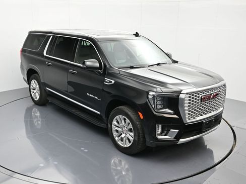 Used 2024 GMC Yukon XL Denali image 49