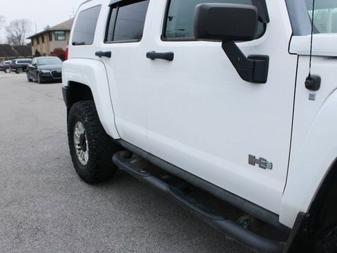 Used 2008 HUMMER H3 Luxury image 43