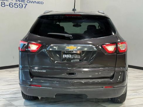 Used 2017 Chevrolet Traverse LS image 8