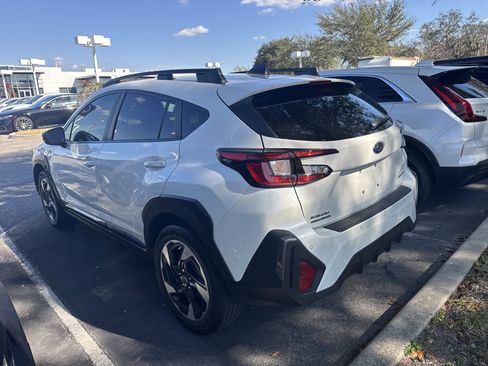Used 2024 Subaru Crosstrek 2.5i Limited image 3
