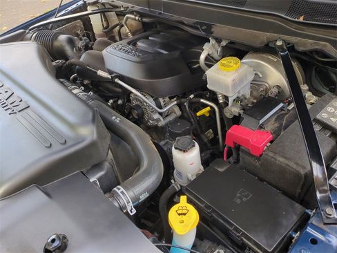 Used 2024 RAM 2500 Big Horn w/ Bed Utility Group image 29