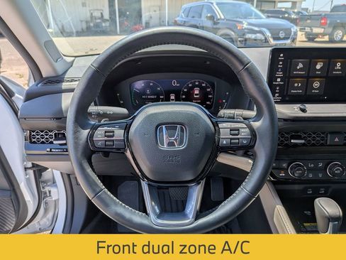 Used 2023 Honda Accord Touring image 14
