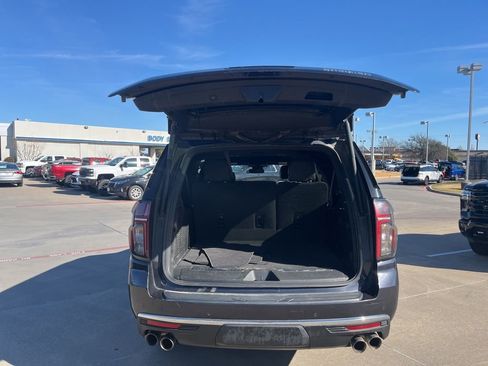 Certified 2023 Chevrolet Suburban Premier image 6