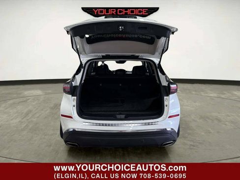 Used 2023 Nissan Murano SV w/ Cargo Package AWD/4WD image 5