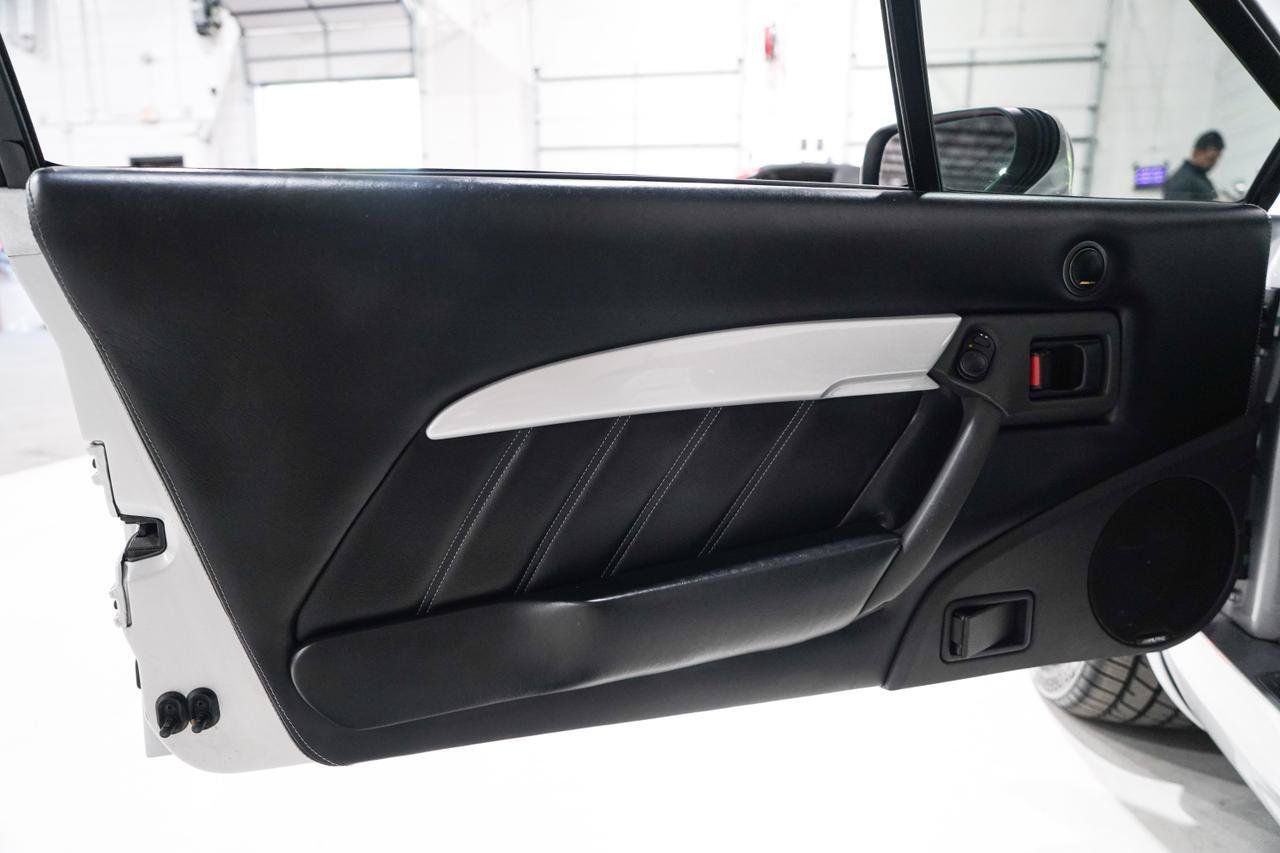 Used 2002 Lotus Esprit RWD image 18