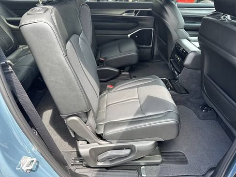 New 2026 Jeep Grand Wagoneer Limited AWD/4WD image 14