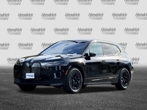 Used 2024 BMW iX xDrive50 AWD/4WD image 9