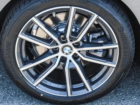 Used 2025 BMW 230i Coupe w/ Convenience Package RWD image 11
