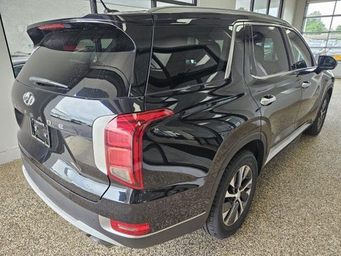 Used 2021 Hyundai Palisade SEL FWD image 2