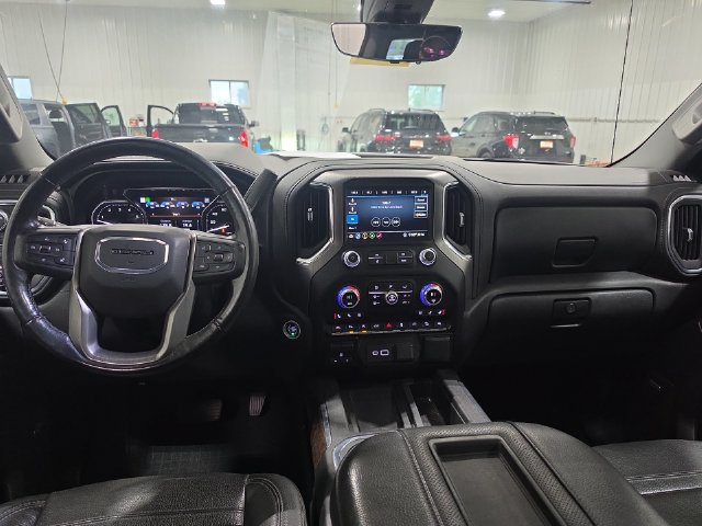 Used 2020 GMC Sierra 1500 Denali w/ Denali Ultimate Package AWD/4WD image 4