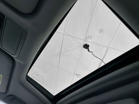 Used 2019 Honda Odyssey Touring image 25