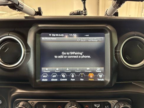 Used 2021 Jeep Gladiator Overland w/ Popular Equipment Package image 31