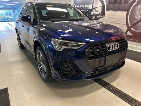 New 2025 Audi Q3 2.0T Premium image 2