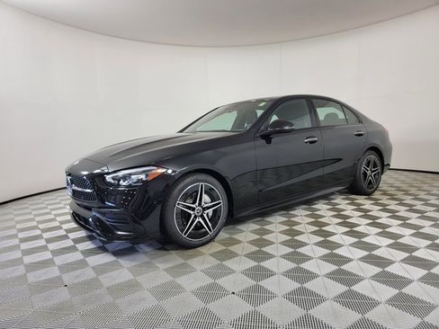 Certified 2022 Mercedes-Benz C 300 4MATIC Sedan image 4
